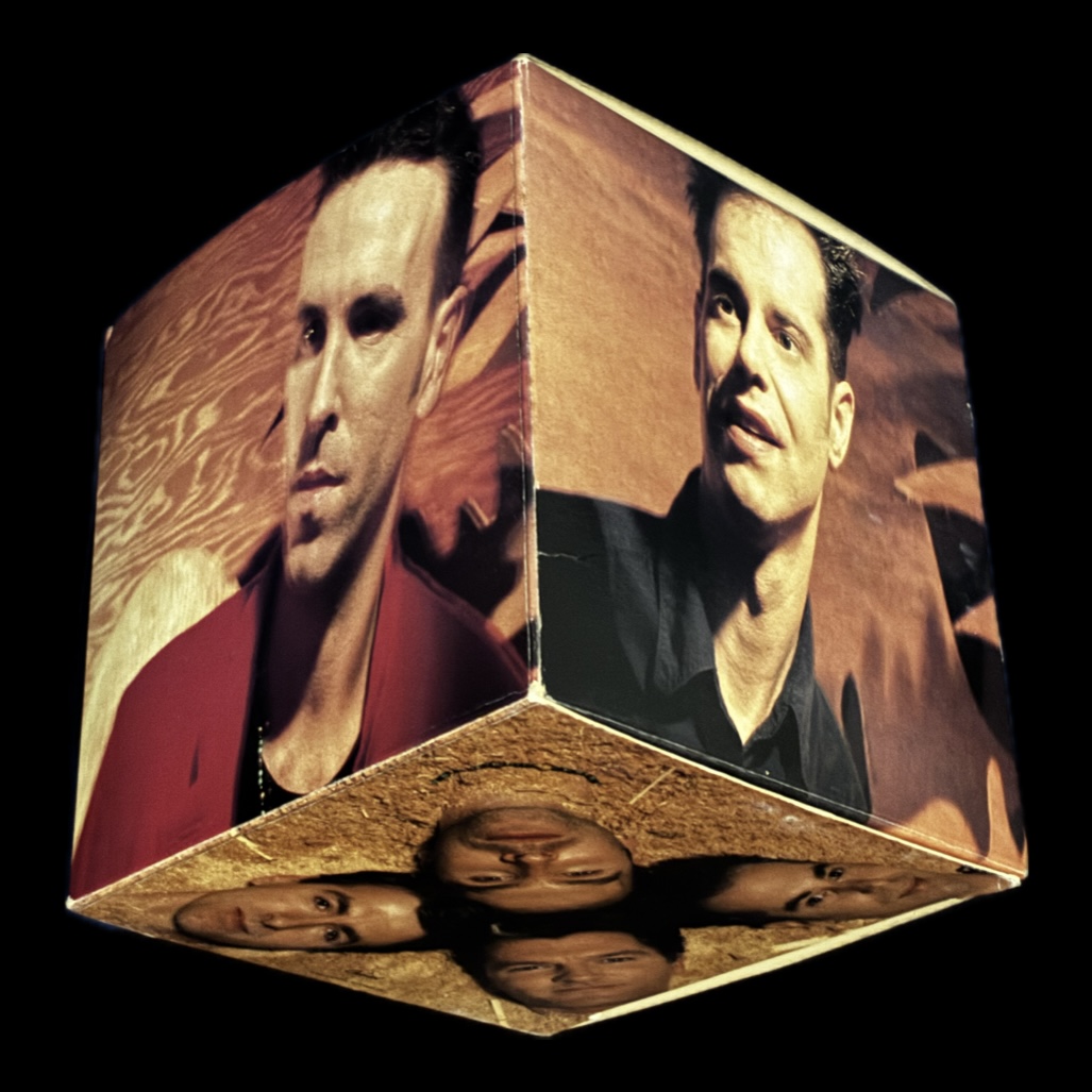 Woodface (USA Promo Cube Display)